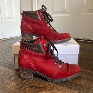 Gabor Heeled Lace-Up Boots